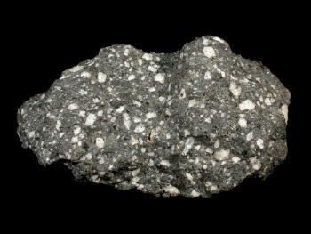 Andesitische Lava. © Sammlung Institut f. Geologische Wissenschaften, FU Berlin